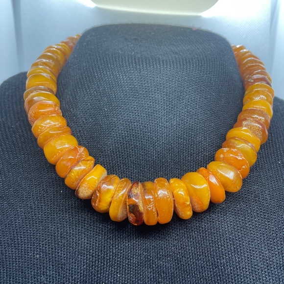 Vintage Butterscotch Baltic Amber Necklace Chocker USSR Soviet Expo'67 - Picture 3 of 8